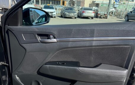 Hyundai Elantra VI рестайлинг, 2020 год, 1 539 000 рублей, 12 фотография