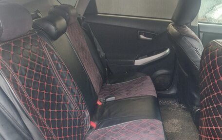 Toyota Prius, 2012 год, 650 000 рублей, 8 фотография