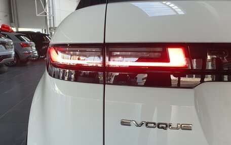 Land Rover Range Rover Evoque II, 2025 год, 6 000 000 рублей, 10 фотография