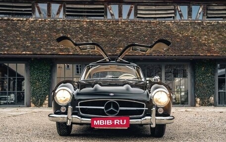Mercedes-Benz SL-Класс W198, 1956 год, 178 000 000 рублей, 2 фотография