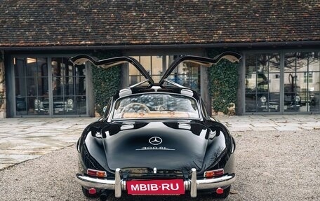 Mercedes-Benz SL-Класс W198, 1956 год, 178 000 000 рублей, 6 фотография