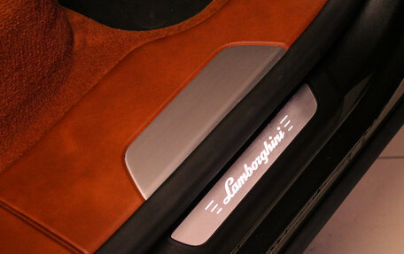 Lamborghini Urus I, 2019 год, 23 000 000 рублей, 14 фотография