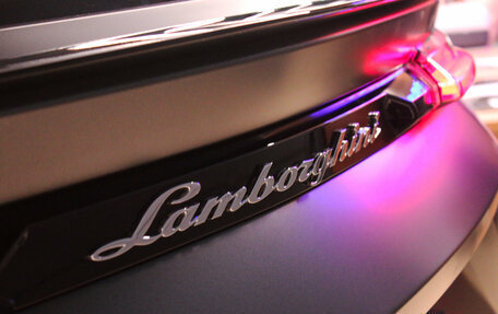 Lamborghini Urus I, 2019 год, 23 000 000 рублей, 20 фотография