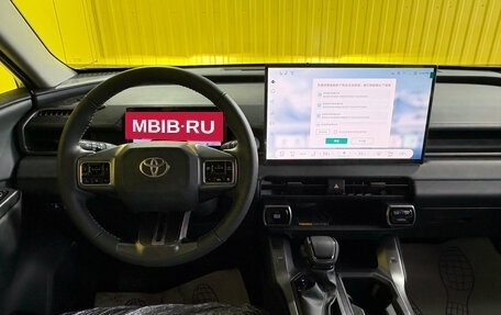 Toyota RAV4, 2026 год, 4 549 000 рублей, 24 фотография