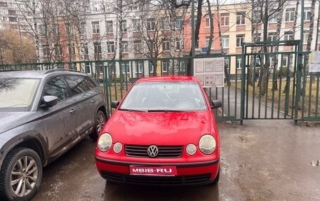 Volkswagen Polo IV рестайлинг, 2003 год, 300 000 рублей, 1 фотография