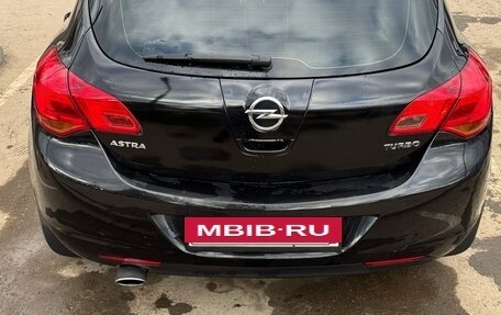 Opel Astra J, 2011 год, 700 000 рублей, 4 фотография