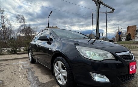 Opel Astra J, 2011 год, 700 000 рублей, 7 фотография