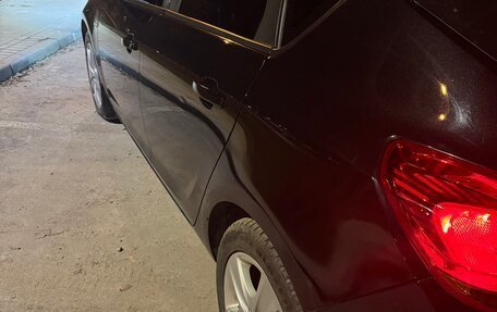 Opel Astra J, 2011 год, 700 000 рублей, 21 фотография