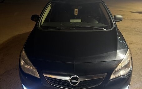 Opel Astra J, 2011 год, 700 000 рублей, 23 фотография