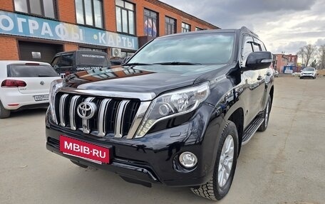 Toyota Land Cruiser Prado 150 рестайлинг 2, 2016 год, 3 750 000 рублей, 2 фотография