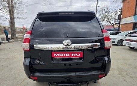 Toyota Land Cruiser Prado 150 рестайлинг 2, 2016 год, 3 750 000 рублей, 8 фотография