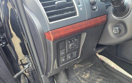 Toyota Land Cruiser Prado 150 рестайлинг 2, 2016 год, 3 750 000 рублей, 21 фотография