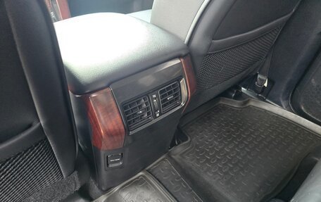 Toyota Land Cruiser Prado 150 рестайлинг 2, 2016 год, 3 750 000 рублей, 33 фотография