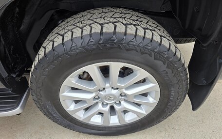 Toyota Land Cruiser Prado 150 рестайлинг 2, 2016 год, 3 750 000 рублей, 34 фотография