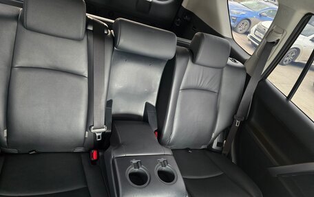 Toyota Land Cruiser Prado 150 рестайлинг 2, 2016 год, 3 750 000 рублей, 40 фотография