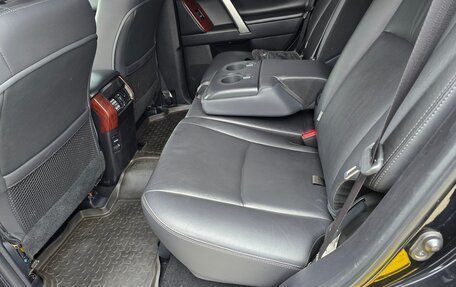 Toyota Land Cruiser Prado 150 рестайлинг 2, 2016 год, 3 750 000 рублей, 35 фотография