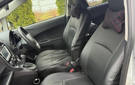 Toyota Ractis II, 2014 год, 1 100 000 рублей, 10 фотография