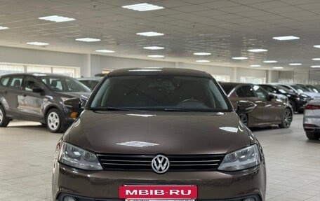 Volkswagen Jetta VI, 2013 год, 750 000 рублей, 2 фотография