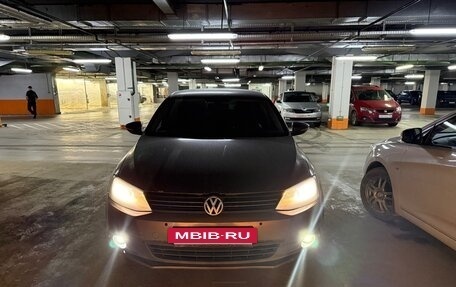 Volkswagen Jetta VI, 2013 год, 750 000 рублей, 10 фотография