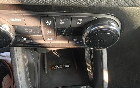 Chevrolet TrailBlazer, 2024 год, 1 920 000 рублей, 9 фотография