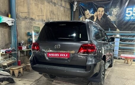 Toyota Land Cruiser 200, 2011 год, 3 500 000 рублей, 3 фотография