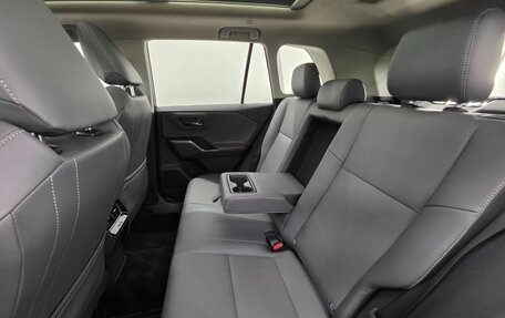 Toyota RAV4, 2026 год, 4 830 000 рублей, 34 фотография