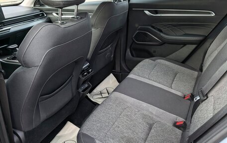 Geely Emgrand, 2023 год, 1 450 000 рублей, 8 фотография