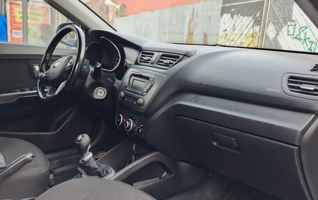 KIA Rio III рестайлинг, 2014 год, 850 000 рублей, 13 фотография