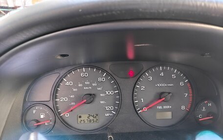 Subaru Forester, 2000 год, 550 000 рублей, 11 фотография