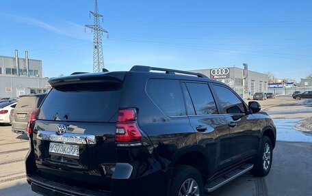 Toyota Land Cruiser Prado 150 рестайлинг 2, 2018 год, 4 899 000 рублей, 6 фотография