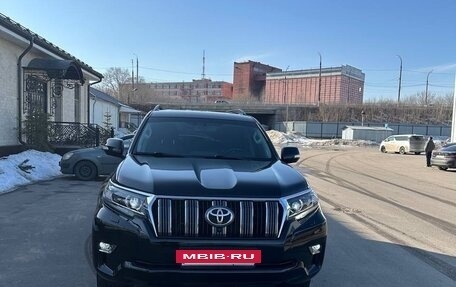 Toyota Land Cruiser Prado 150 рестайлинг 2, 2018 год, 4 899 000 рублей, 9 фотография