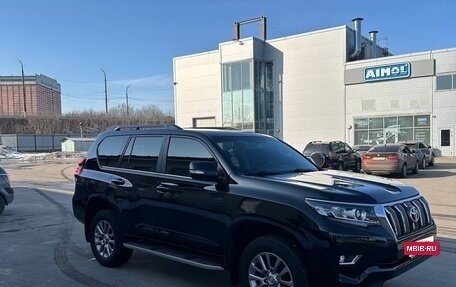 Toyota Land Cruiser Prado 150 рестайлинг 2, 2018 год, 4 899 000 рублей, 8 фотография