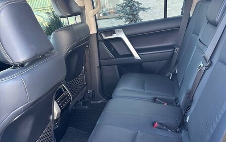 Toyota Land Cruiser Prado 150 рестайлинг 2, 2018 год, 4 899 000 рублей, 18 фотография