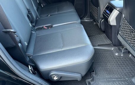 Toyota Land Cruiser Prado 150 рестайлинг 2, 2018 год, 4 899 000 рублей, 27 фотография