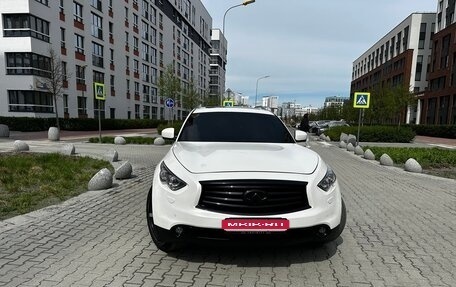 Infiniti FX II, 2012 год, 1 890 000 рублей, 3 фотография