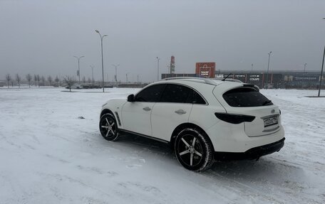 Infiniti FX II, 2012 год, 1 890 000 рублей, 17 фотография