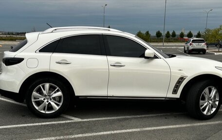 Infiniti FX II, 2012 год, 1 890 000 рублей, 34 фотография