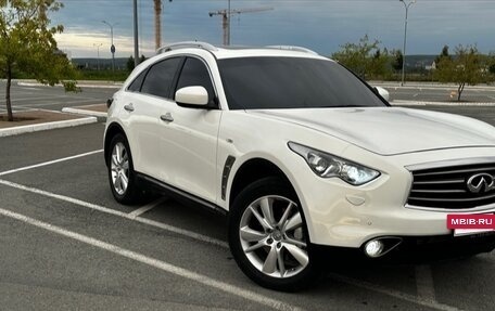 Infiniti FX II, 2012 год, 1 890 000 рублей, 37 фотография