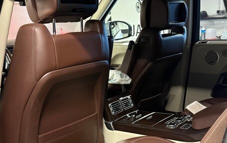 Land Rover Range Rover IV рестайлинг, 2013 год, 4 300 000 рублей, 2 фотография