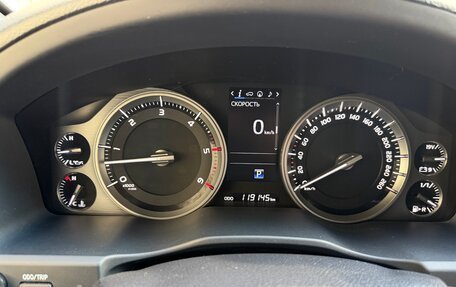 Toyota Land Cruiser 200, 2016 год, 6 100 000 рублей, 6 фотография