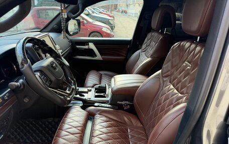 Toyota Land Cruiser 200, 2016 год, 6 100 000 рублей, 7 фотография