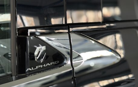 Toyota Alphard, 2024 год, 12 499 000 рублей, 4 фотография