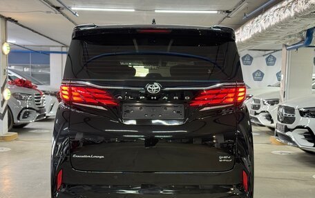 Toyota Alphard, 2024 год, 12 499 000 рублей, 7 фотография