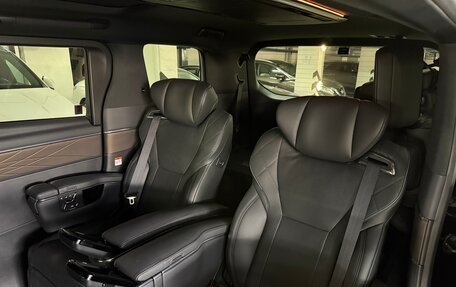 Toyota Alphard, 2024 год, 12 499 000 рублей, 22 фотография