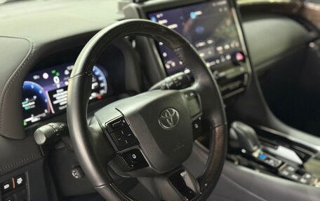 Toyota Alphard, 2024 год, 12 499 000 рублей, 15 фотография