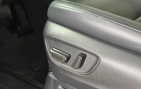 Toyota Alphard, 2024 год, 12 499 000 рублей, 16 фотография