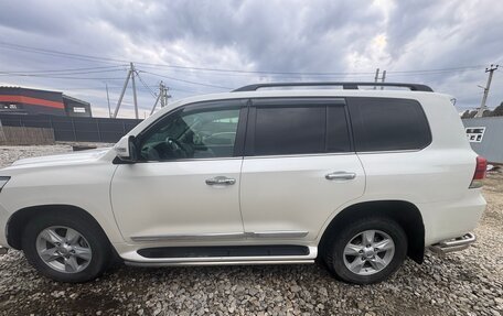 Toyota Land Cruiser 200, 2017 год, 4 500 000 рублей, 5 фотография