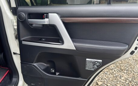 Toyota Land Cruiser 200, 2017 год, 4 500 000 рублей, 17 фотография