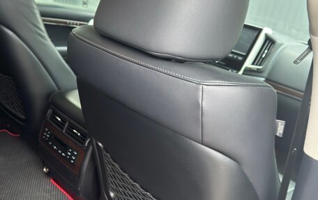 Toyota Land Cruiser 200, 2017 год, 4 500 000 рублей, 20 фотография