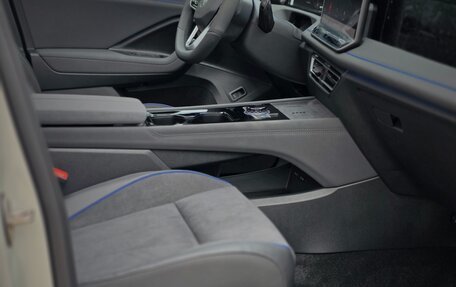 Volkswagen Tiguan, 2026 год, 4 990 000 рублей, 12 фотография